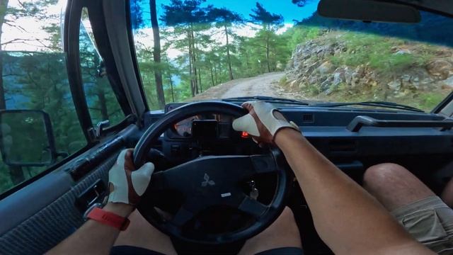 MITSUBISHI PAJERO 2.6 1993 года выпуска - Тест-драйв от первого лица в 4K