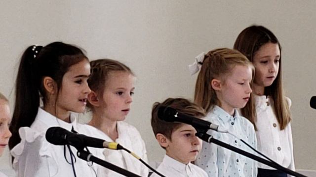 251011 песня Собираются капли в реки и колосья растут для хлеба Я хочу прийти на небо АСД город Орёл