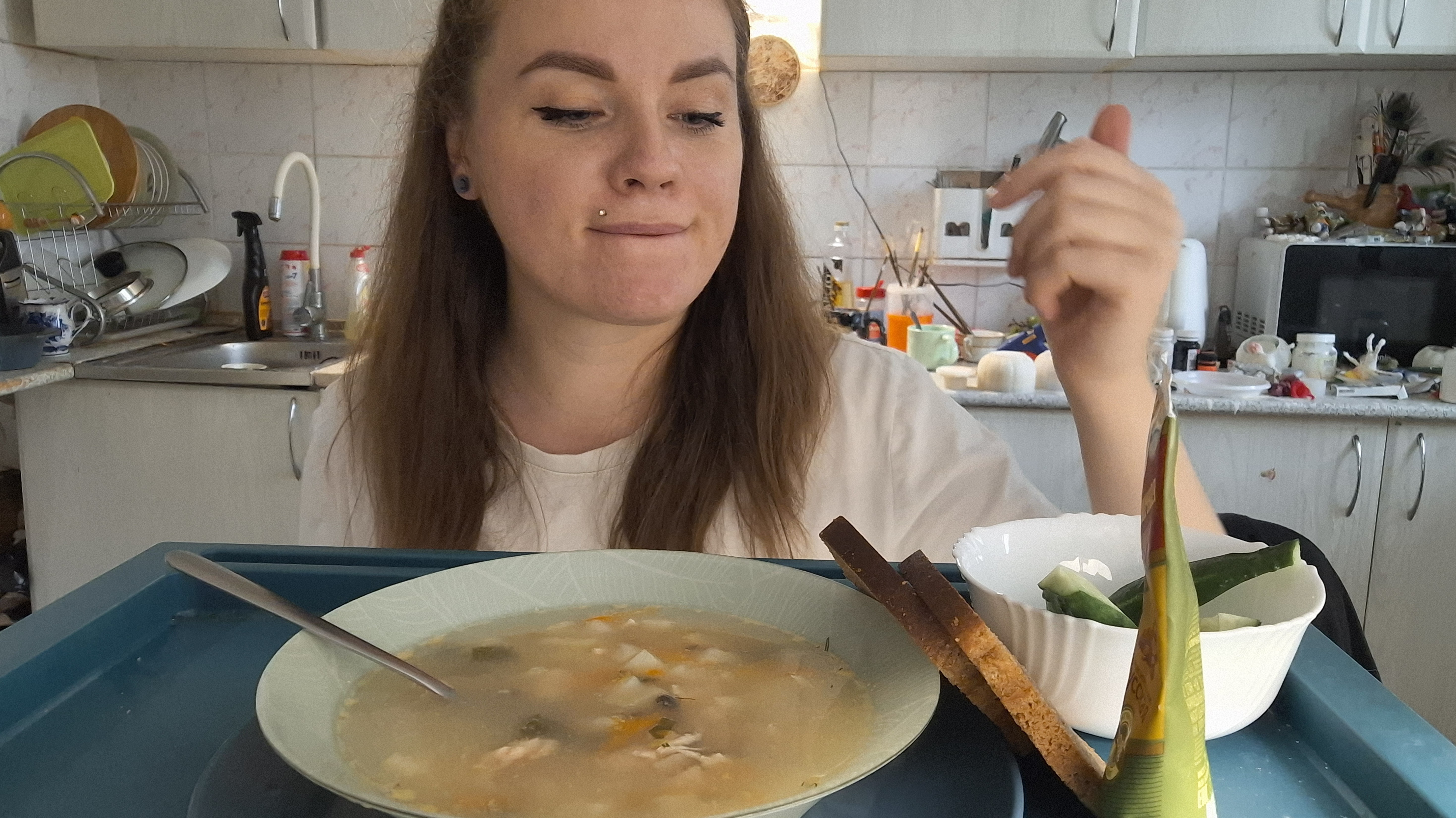 Мукбанг грибной супчик| Так странно, что вас волнует сколько у меня зубов #мукбанг