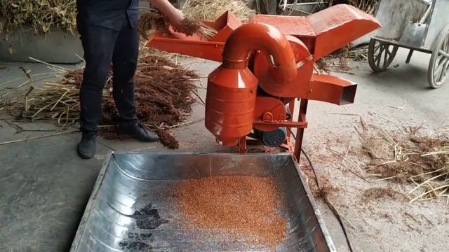 Молотилка зерновых универсальная