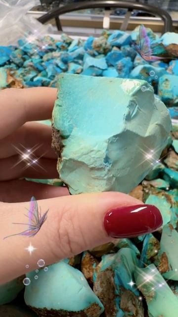 20251011-01 Turquoise: A Natural Secret Realm Hanging Around The Neck