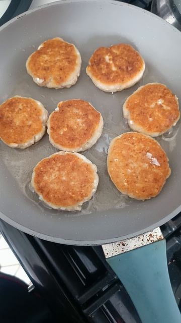 Мммм. Сырники