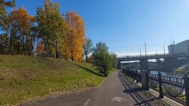 Осень.Набережная Качи .Сквер Победителей .
Красноярск.