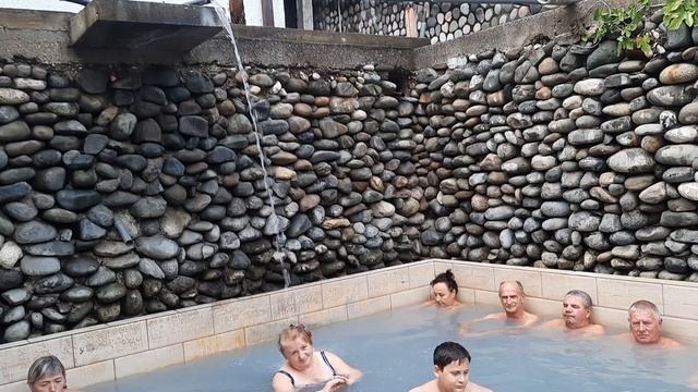 YouCut_20251001_223548226.mp4