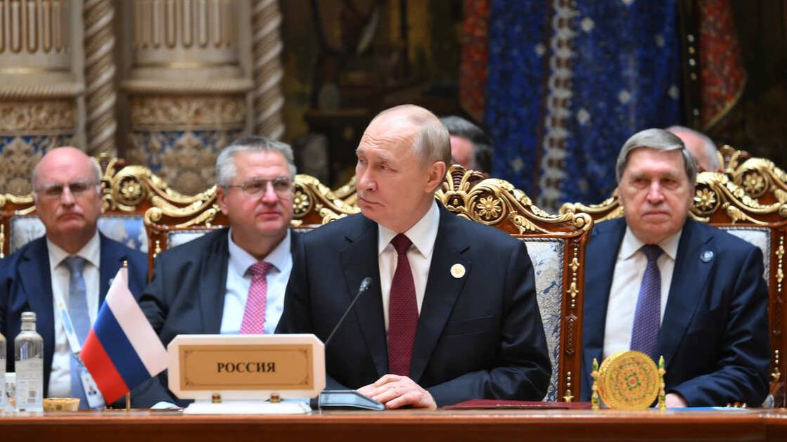 Путин пригласил глав стран СНГ в Петербург в преддверии Нового года