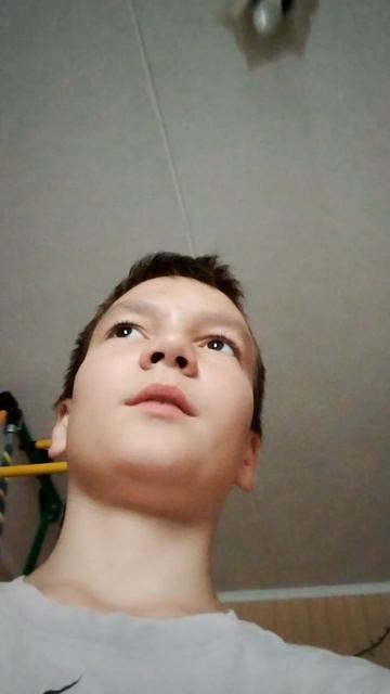 Rutubu 19 лет.