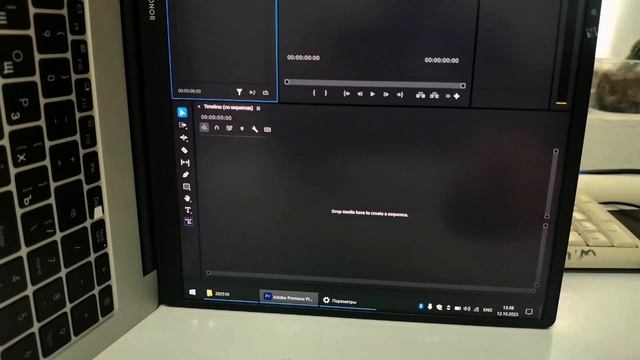 Adobe Premiere 2025 накидываем на вентилятор. Нельзя удалить проект
