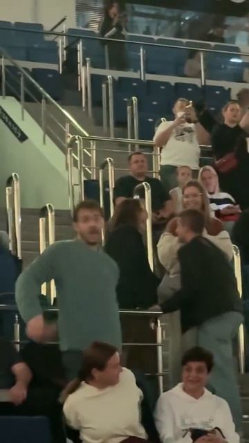 Мы пришли на стадион именно на его выступление