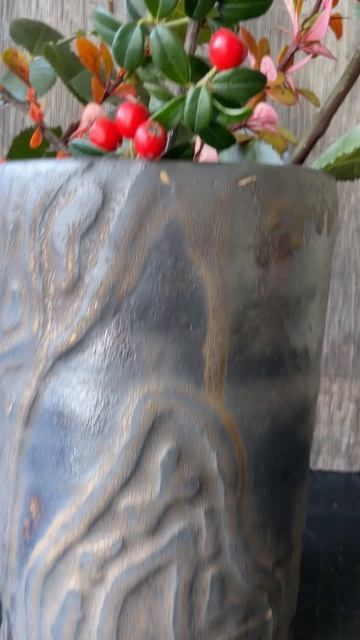 Ваза с глазурью Старинная бронза от Cool Glazes