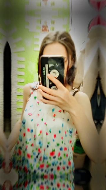 примерка рандомной одежды из большой распаковки
