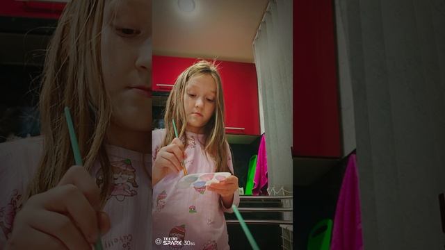 1000005744.mp4