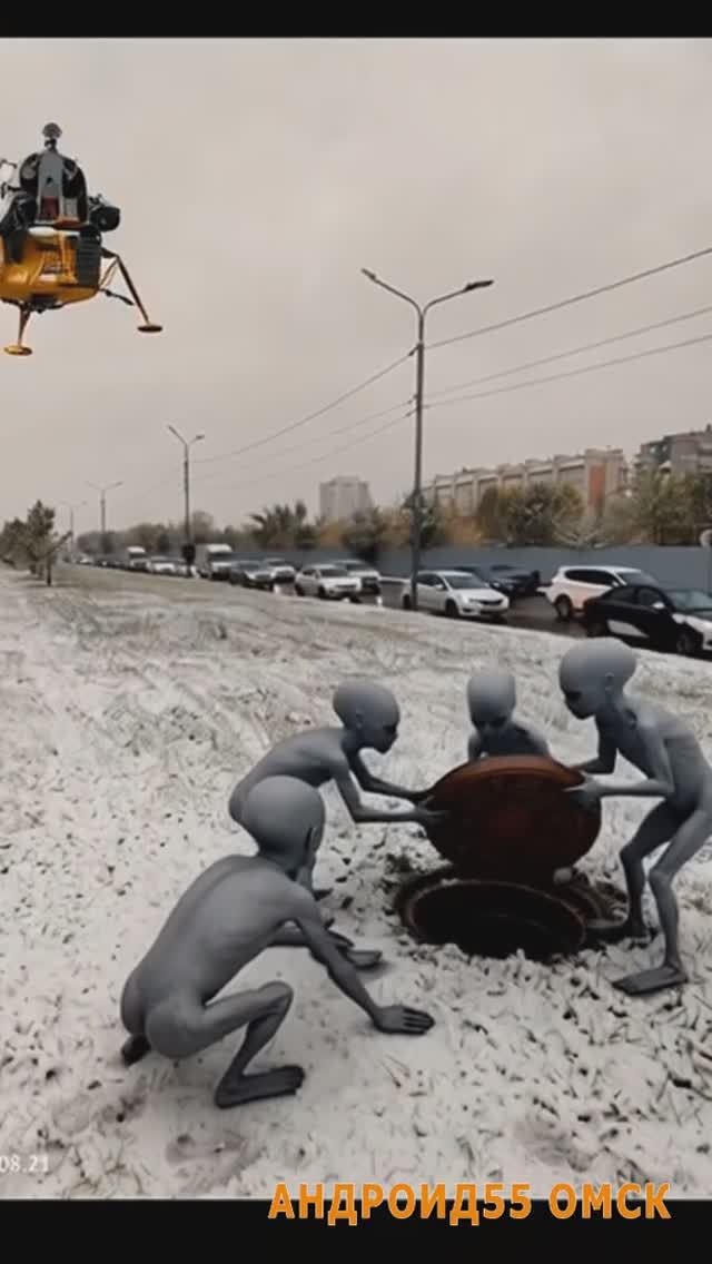 ОМСК - это ЗАБАВНО!  Куда исчезла крышка люка?