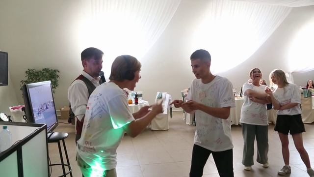 Затроил на выпускном
