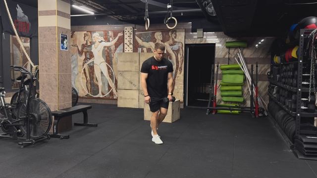 Румынская тягаНаклоны с гантелью стоя на одной ноге с опоройSingle Leg Romanian Deadlift with dumb