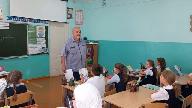 2б класс гимназия Азнакаево   Адель диплом за первую радиосвязь