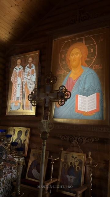 Подсветка икон алтаря Храма Тихвинской иконы Божьей Матери. пос. Красносельское Ленинградская обл
