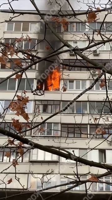 Пожар в жилом доме на юго-востоке Москвы.