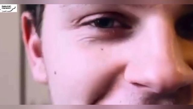 Дар ҳама ҳолат табассум рӯям аст чун медонам ҳама чиз гузаранда аст......