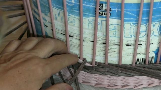 Узор Рыбьи косточки из газетных трубочек
