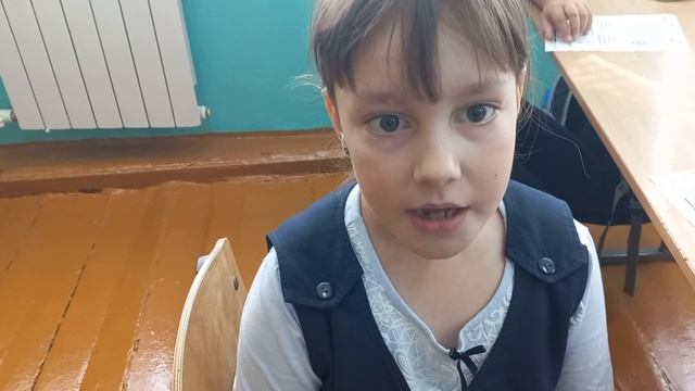 2б класс гимназия Азнакаево Залина  вопрос космонавтам