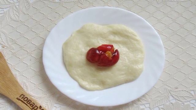 Пирог с алычой
