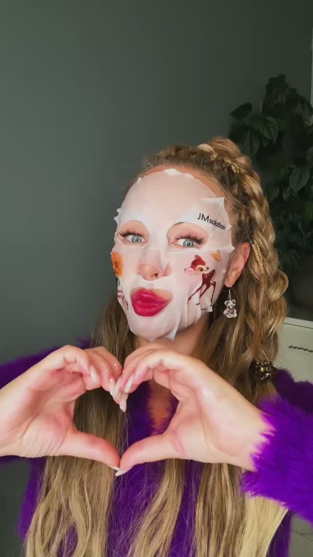 Веселая маска для лица с рисунком 🎭