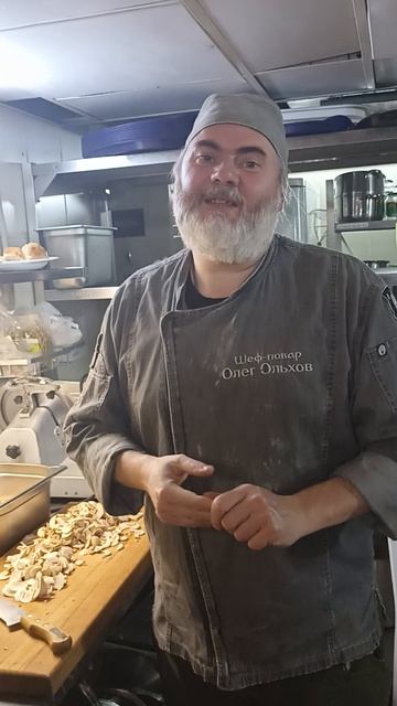Ночная смена на монастырской кухне