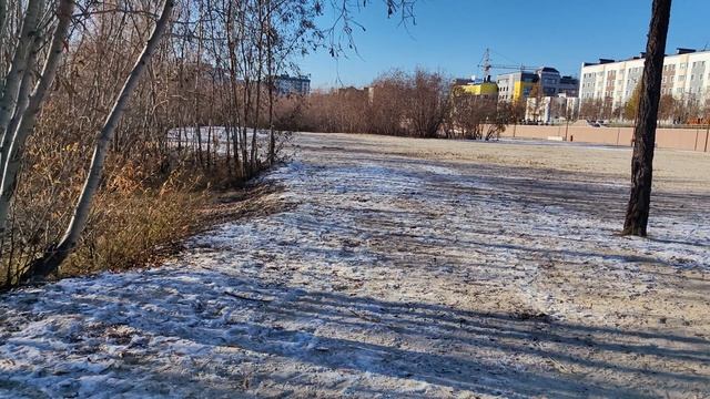 2025 10 11 !!! Набережная Озеро Безымянное , Город Новый Уренгой !!! Осенний День ☀️🍁🍂 Год 2025