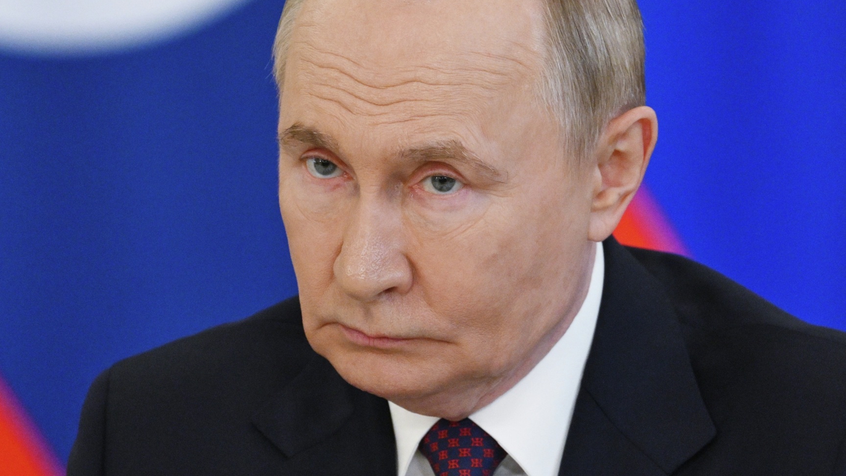 Путин заявил о планах повышать уровень жизни на селе