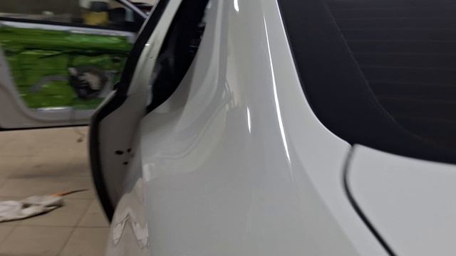 Volkswagen Jetta 6 обесшумка дверей.