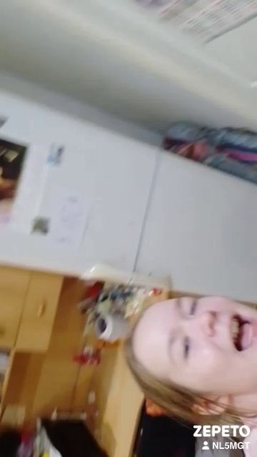 1000006778.mp4