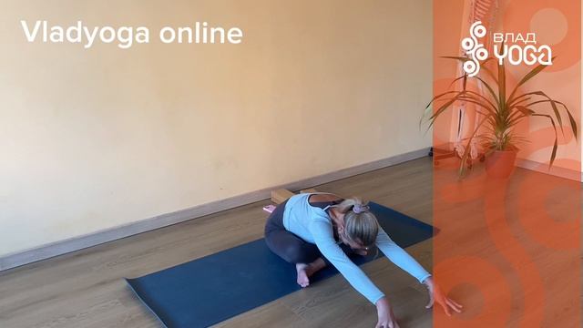 Скручивания в сукхасана (Айенгара)