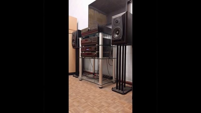 Jamo Hi-Fi стойки