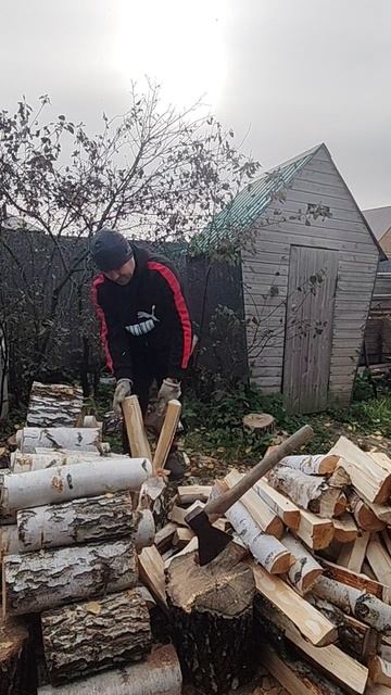 Топор в руки!Как рубка дров стала моей лучшей тренировкой для тела и души!!!