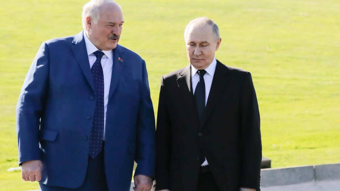 У Лукашенко рассказали о его подарке Путину на день рождения