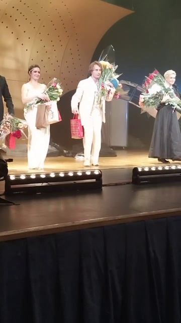 Масенькие, Театр Романа Виктюка, поклоны.