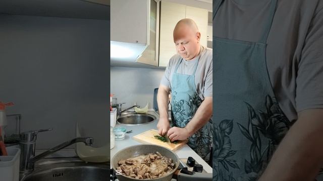 Печень по строгановски!