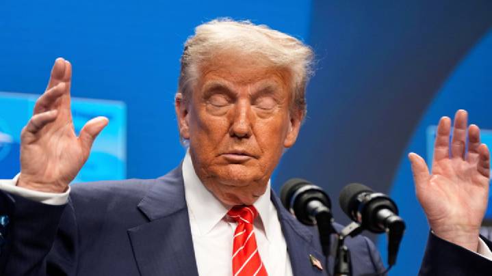 Вэнс: Трамп не исключает использование армии внутри США по Закону о восстании