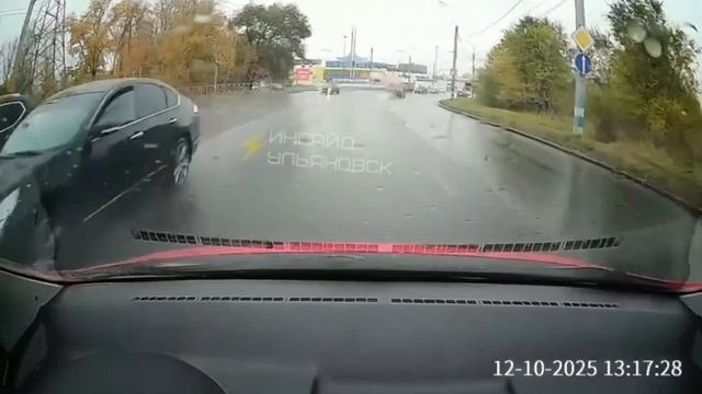 «Товарищ, в следующий раз бей того кто тебя подрезал, а не вылетай на встречку.»