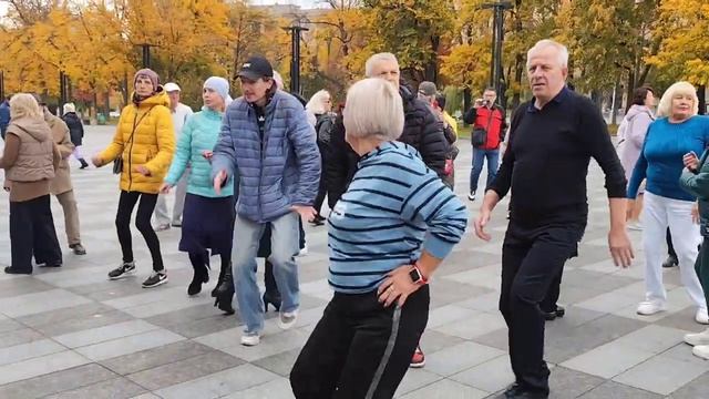 11 ОКТЯБРЯ 2025 ТОПОЛЯ, ТОПОЛЯ ВСЕ В ПУХУ! #kharkiv