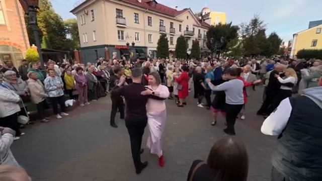 ТАНГО ревности
