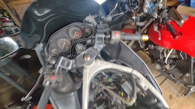 Kawasaki ZZR400  не едет на 2000-4000об/мин. РЕШЕНО!