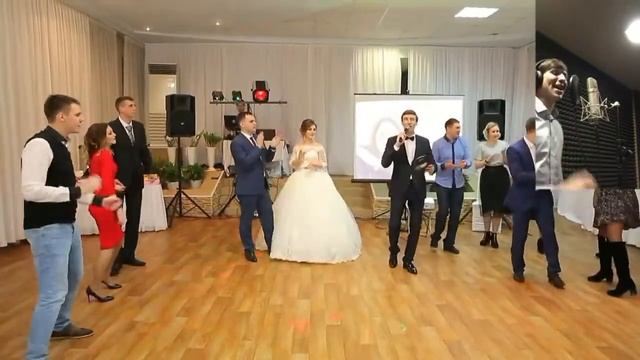 Ведущий на свадьбу, юбилей, корпоратив Владимир Мартынов. Создаю музыкальные праздники.