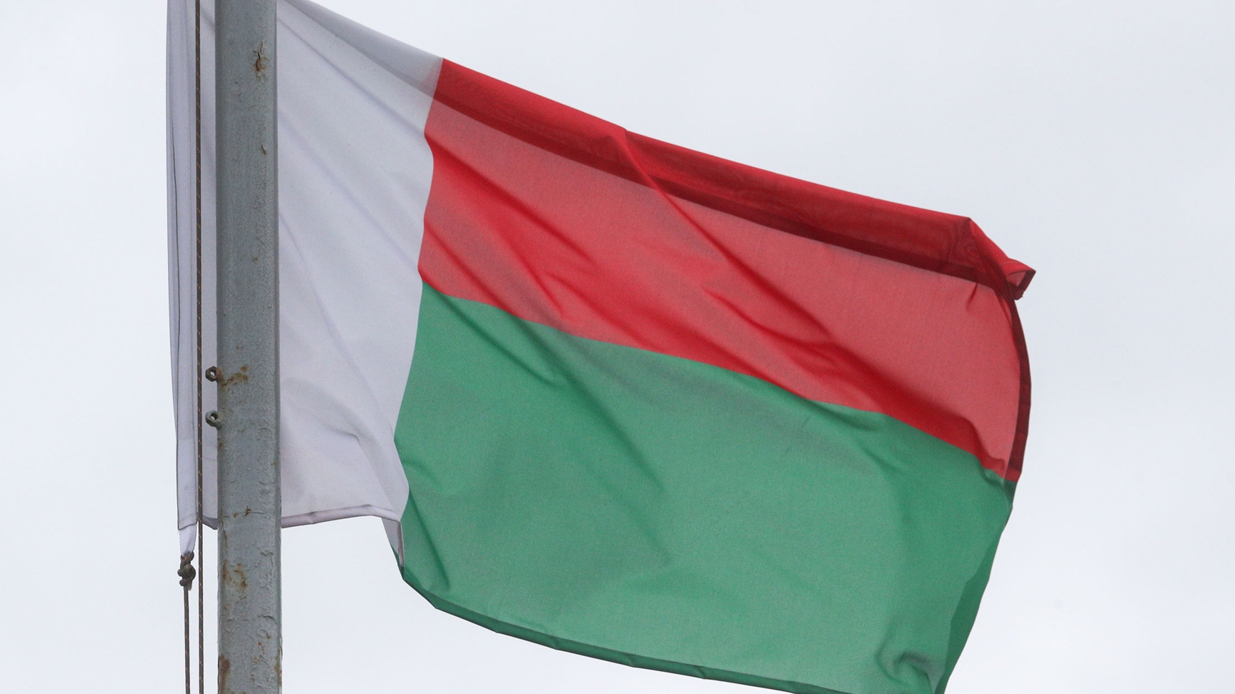 Посольство РФ на Мадагаскаре призвало Россиян отложить поездки в страну