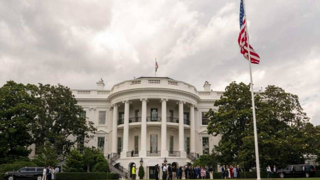 США пригрозили Британии прекращением обмена разведданными