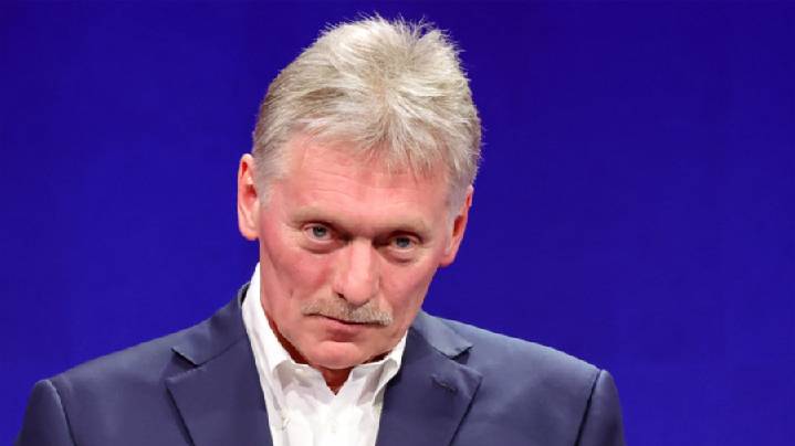 Песков напомнил о возможности Киева создать 