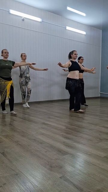 вводное занятие в группе Трайбл Фьюжн с Прасковьей @beatitudinem_est #трайбл #трайблфьюжн #tribal