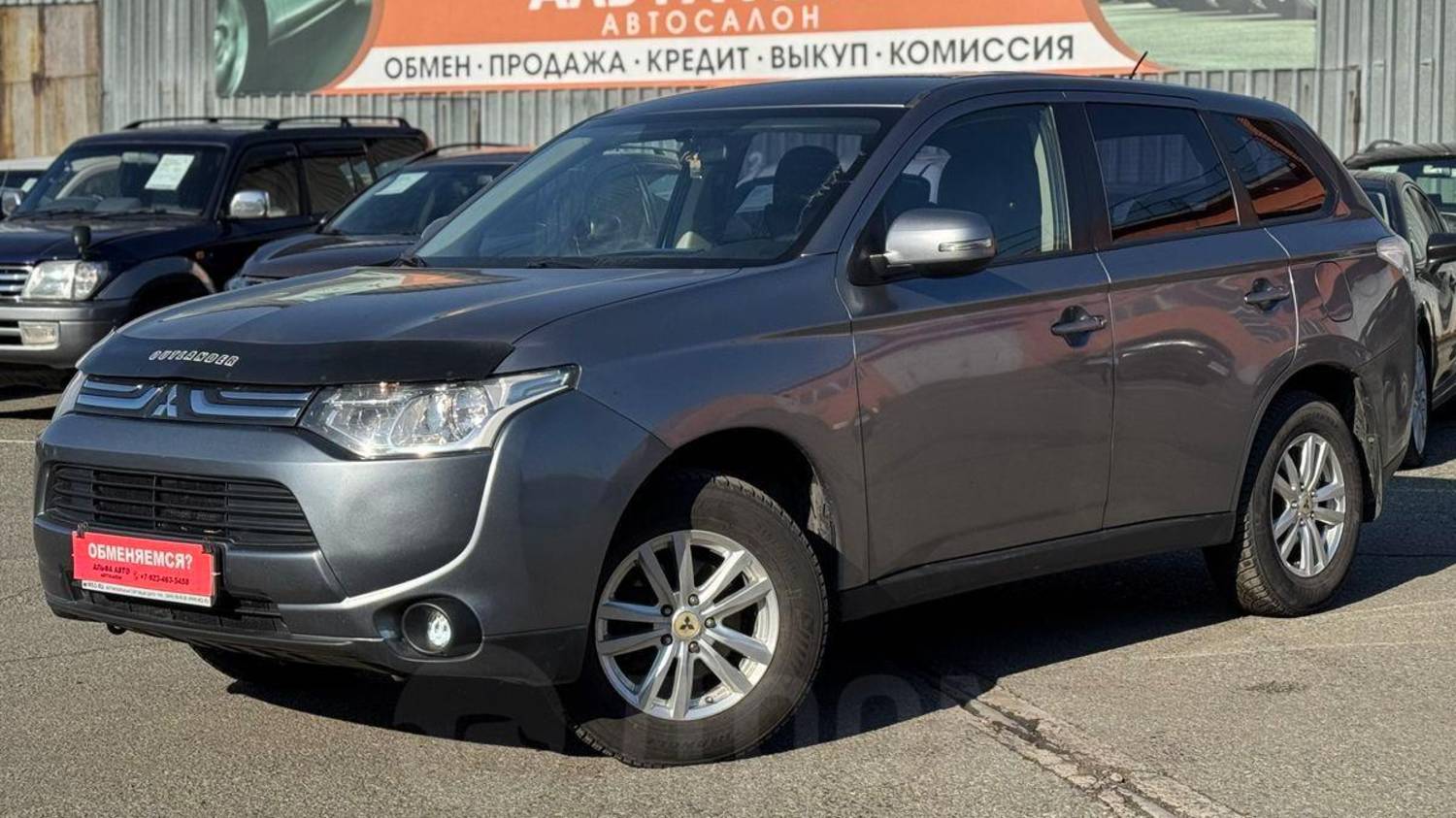 Mitsubishi Outlander 2012 год