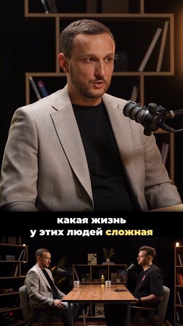 Почему девушки делают себе грудь?
