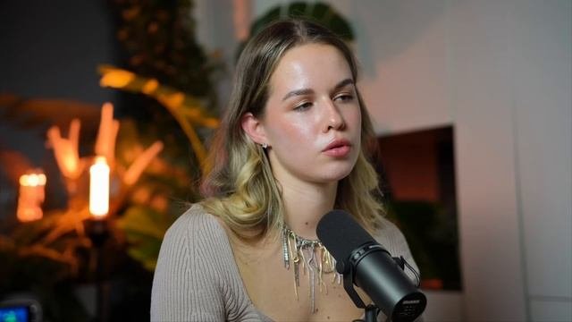 Кретинизм чистой воды Не дай бог от такой родить ребенка.